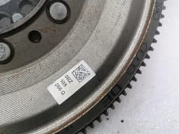 AUDI Audi R8 Type 42 V10 5.2 Spyder Flywheel 0BZ105266Q Flywheel — thumbnail 10