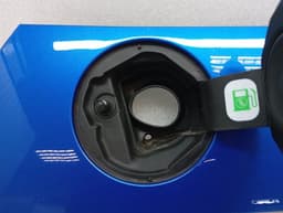 LAMBORGHINI Lamborghini Huracan Performante 4T8827994 fuel cap — thumbnail 5