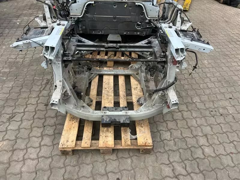AUDI AUDI R8 TYPE 42 V10 5.2 SPYDER REAR END FRAME 427813031TA rear bumper