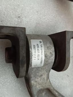 AUDI Audi R8 Type 42 V10 5.2 Right Front Hub 420407246F Wheel Bearing Housing Front Right — thumbnail 7