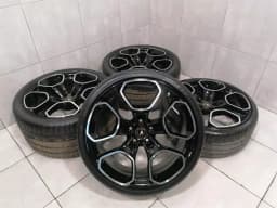 LAMBORGHINI LAMBORGHINI HURACAN Alloy Wheels 4T0601017 Alloy Wheel SET SET 4T0601017A — thumbnail 1