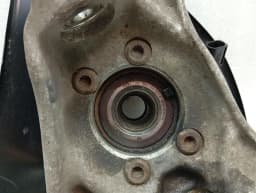 AUDI Audi R8 Type 42 V10 5.2 Right Front Hub 420407246F Wheel Bearing Housing Front Right — thumbnail 9