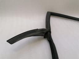 LAMBORGHINI Lamborghini Huracan LP 610-4 COUPE Door Seal 4T8831708D RIGHT Door Seals — thumbnail 5