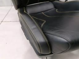 LAMBORGHINI Lamborghini Huracan LP 610-4 seats seats sport yellow stitching black leather — thumbnail 6