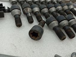 LAMBORGHINI LAMBORGHINI HURACAN LP 610-4 COUPE SCREWS BOLTS — thumbnail 9