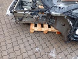 LAMBORGHINI Lamborghini Huracan LP 610-4 Front End Clip 4T0805028K Lock Carrier Front Mask — thumbnail 5