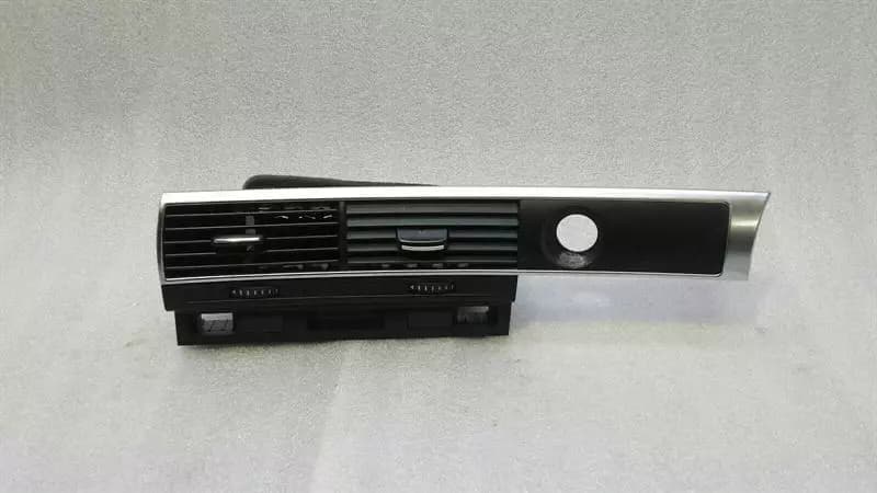 AUDI Audi RS6 4F RHD Air Vent 4F2820951 Right Handlebar