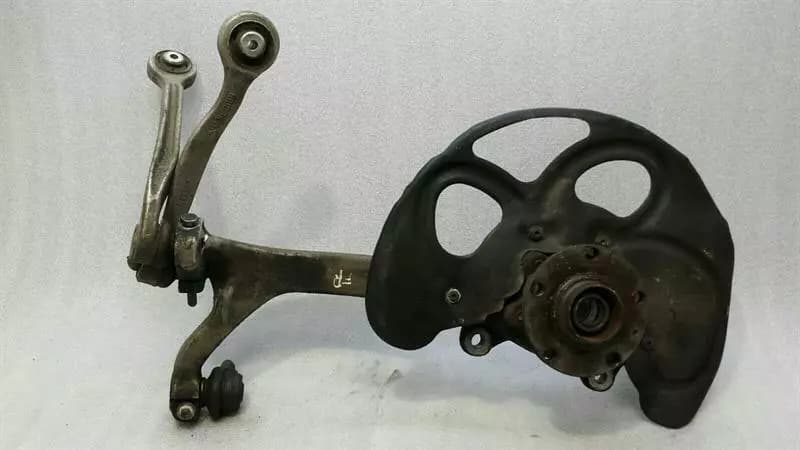 AUDI Audi RS6 4F Right Front Hub 4E0407254Q Wheel Bearing Housing Front Right