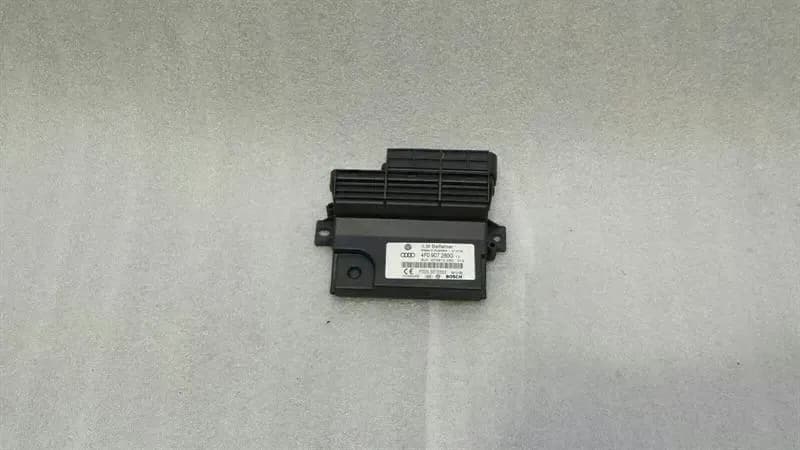 AUDI Audi RS6 4F body module 4F0907280G on-board power supply control unit ILM passenger