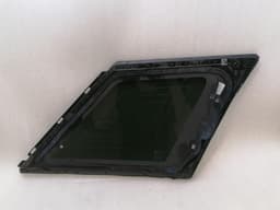 LAND ROVER Range Rover Sport L494 Left Rear 1/4 Glass DK62-29601 Door Window 1/4 Rear LH — thumbnail 9
