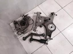 LAND ROVER Range Rover Sport L494 Left Rear Hub LR043594 Wheel Bearing Housing Rear Left Set — thumbnail 5