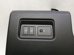 LAND ROVER LAND ROVER Range Rover Sport L494 Knee Cover LR034678 Knee Trim LHD — thumbnail 2