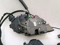 LAND ROVER SVR Range Rover Sport L494 Door Lock DK62-24994-BG Door Lock SOFT CLOSE REAR — thumbnail 7