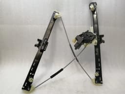 LAND ROVER Range Rover L494 Right Front Door Winder DK62-23200-AF Power Window Front RE — thumbnail 4