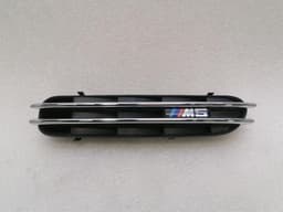 BMW BMW 5 Series E60 Right Wing 7896850 GRILL M5 Front Right Fender — thumbnail 1