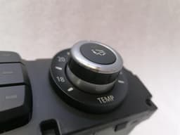 BMW BMW 5 Series E60 Auto Climate Control 9155642 Climate Control Panel A/C — thumbnail 4