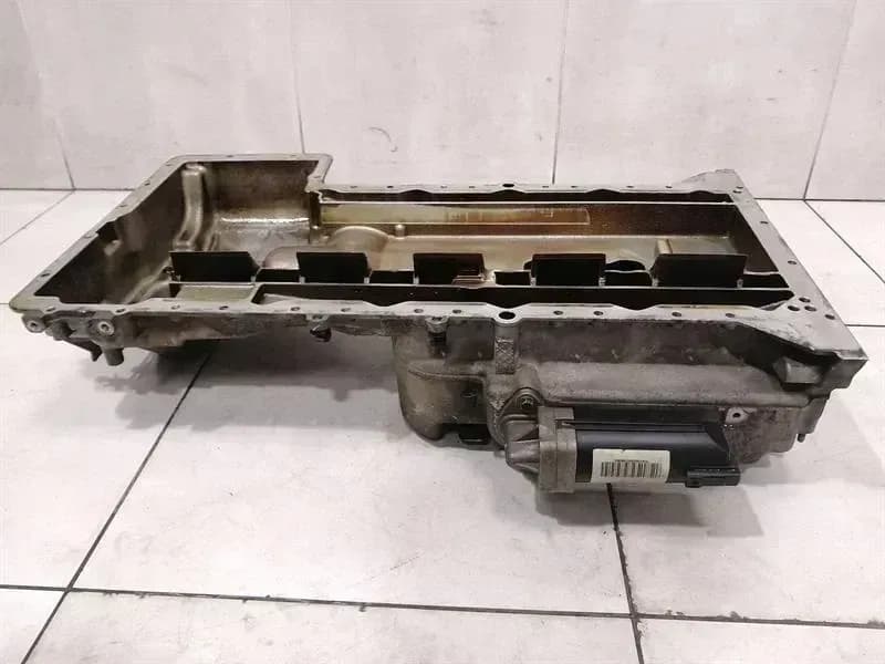 BMW 6 Series E63 Oil Sump 7840540 OIL TUB