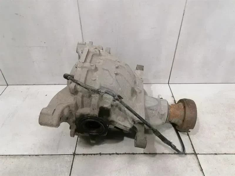 FORD Ford Mustang MK6 S550 Rear Diff JR3W-4000-UB Rear Differential