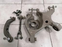 FORD Ford Mustang MK6 S550 Left Rear Hub FR3Z-5B759-J Wheel Bearing Housing Rear Left — thumbnail 2
