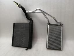 FORD Ford Mustang MK5 GT350 Heater Matrix FR3Z-19850-K Heat Exchanger Heater Cooler — thumbnail 2