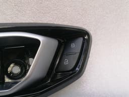 LAMBORGHINI Lamborghini Huracan LP 610-4 Spyder Door Inner handle 4T0837293G Interior Door Handle — thumbnail 2