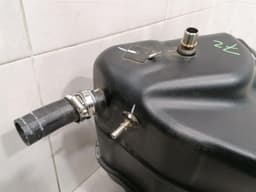 LAMBORGHINI LAMBORGHINI HURRICANE LP 610-4 SPYDER Fuel Tank 4T7201022A Fuel Tank RH — thumbnail 4