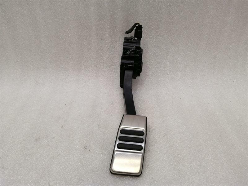 FORD FORD MUSTANG MK6 S550 ACCELERATOR PEDAL (ELECTRICAL) GR3C-9F836-AA accelerator pedal