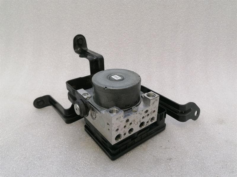 FORD Ford Mustang MK6 S550 A.B.S Pump GR3C-2C405-AD ABS Pump HYDRAULIC BLOCK