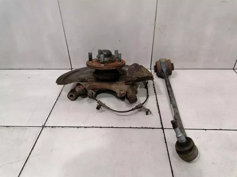 FORD FORD MUSTANG MK6 S550 Right Front Hub FR3Z-3105-A Wheel Bearing Housing Front Right
