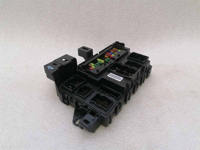 FORD FORD MUSTANG MK6 S550 FUSE BOX HR3T-15604-HFE fuse box