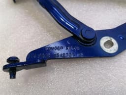 FORD FORD MUSTANG MK6 S550 BONNET HINGE LHS FR3B-6342701-AD Bonnet Hinge Left — thumbnail 2