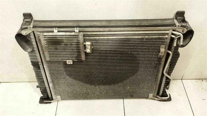 Mercedes SL R230 radiator pack A2305000303 radiator package SL500 ABC 03-06 M113 V8