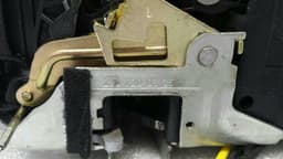 MERCEDES-BENZ Mercedes SL R230 left door lock A2307200335 door lock left — thumbnail 4