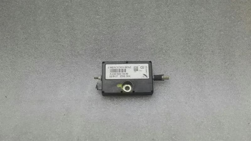 Mercedes SL R230 Aerial / Antenna A2308201889 Antenna Booster