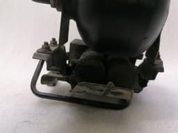 MERCEDES-BENZ Mercedes SL R230 Front ABC Valve A2203200358 Valve Front ABC — thumbnail 7