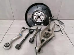 LEXUS LEXUS RC F TRACK XC10 Left Rear Hub 42305-24040 Wheel Bearing Housing Rear Left SET — thumbnail 1