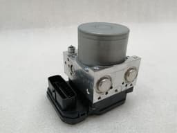 LEXUS Lexus RC F TRACK XC10 A.B.S Pump 44540-24130 ABS Pump HYDRAULIC BLOCK DEFECT — thumbnail 1