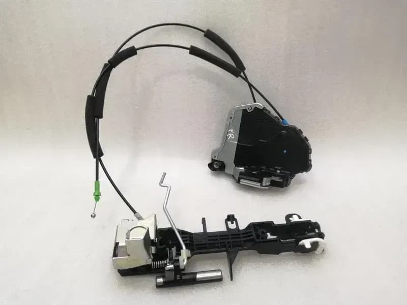 LEXUS Lexus RC F TRACK XC10 RIGHT door lock 69030-53120 door lock RIGHT