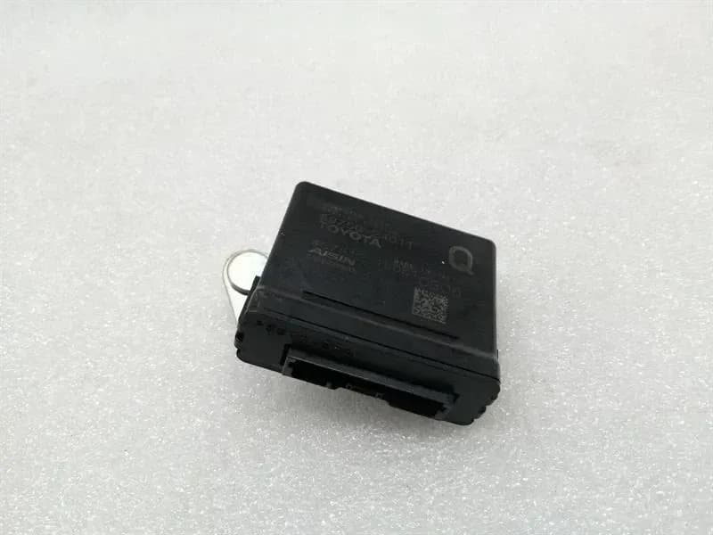 LEXUS LEXUS RC F TRACK XC10 Electronic Module 89750-24011 Control Unit SPOILER CONTROL