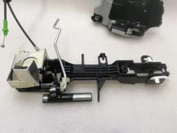 LEXUS Lexus RC F TRACK XC10 RIGHT door lock 69030-53120 door lock RIGHT — thumbnail 2