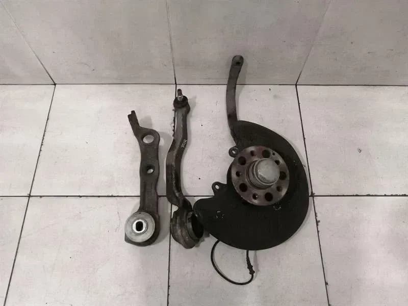 Mercedes SL R230 Right Front Hub Set A2113303820 Wheel Bearing Housing Front Re Set