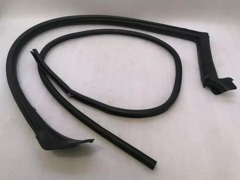 LEXUS LEXUS RC F TRACK XC10 LEFT Door Seal 67862-24060 Door Seals LEFT
