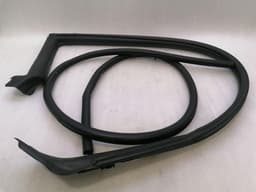 LEXUS Lexus RC F TRACK XC10 RIGHT Door Seal 67861-24060 Door Seals RIGHT — thumbnail 1