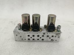 MERCEDES-BENZ Mercedes SL R129 Roof Hydraulic Valve A1298002478 Top Hydraulic Valve Right — thumbnail 7