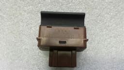 AUDI Audi RS6 4F boot lid switch 4F0959831 switch tailgate — thumbnail 2