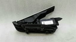 PORSCHE Porsche Panamera 970 Gas Pedal (Electrical) 97042302100 Accelerator Pedal — thumbnail 6