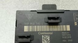 PORSCHE Porsche Panamera 970 electronic module 7PP959795J control unit rear door — thumbnail 2