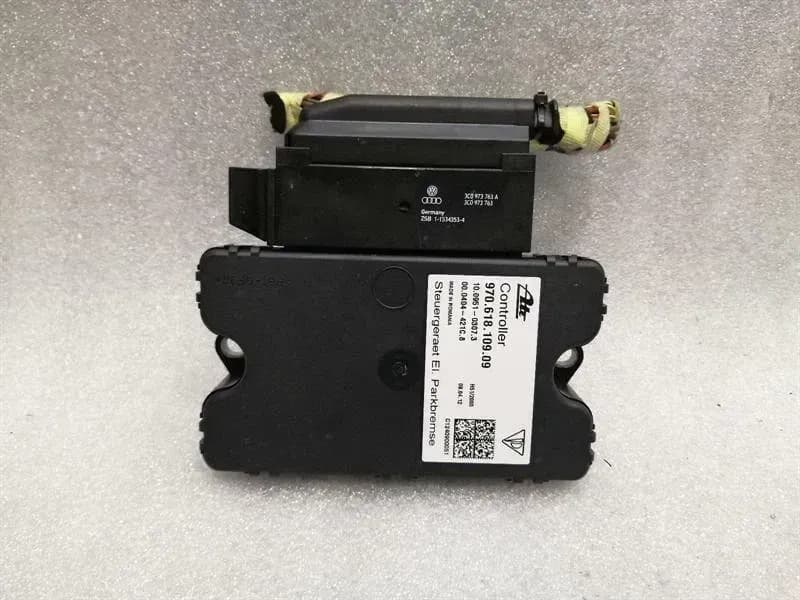 Porsche Panamera 970 Park Brake Module 97061810909 Parking Brake Control Unit PBM