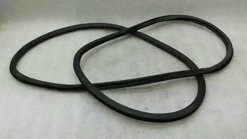 PORSCHE Porsche Panamera 970 Front Left Door Seal 97053726501 Door Seals Front Left