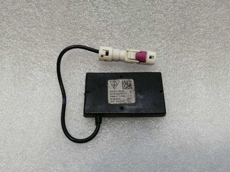 PORSCHE Porsche Panamera 970 Aerial / Antenna 97064705300 Antenna